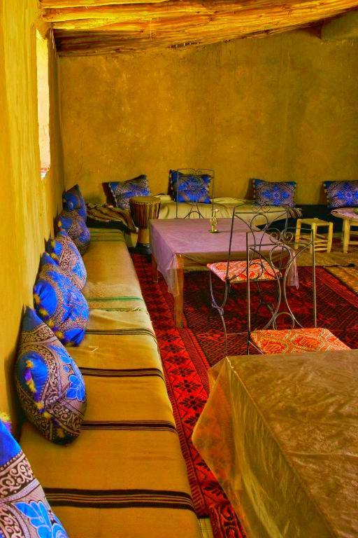 Camp Sahara Majestic Bed & Breakfast Мхамид Екстериор снимка