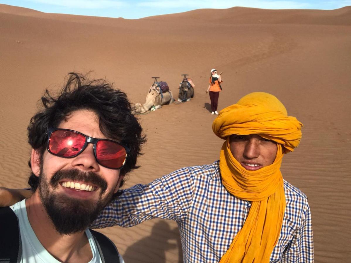 Camp Sahara Majestic Bed & Breakfast Мхамид Екстериор снимка